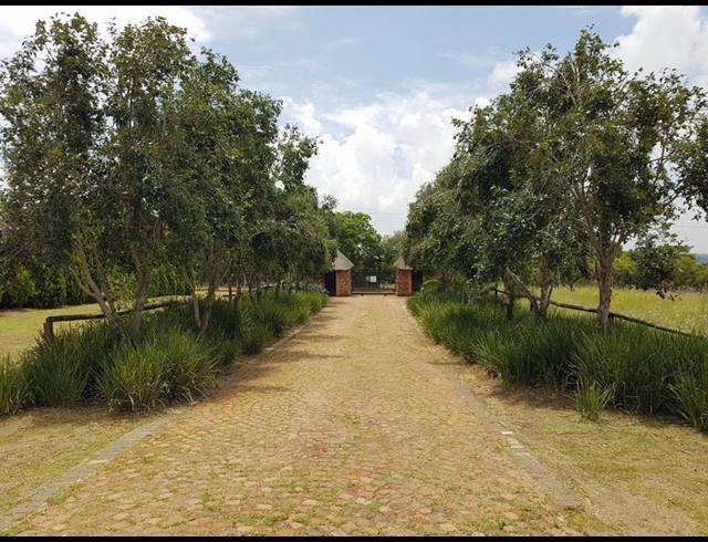 LAND FOR SALE IN BRIDLE PARK